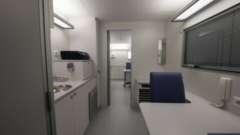 3 nouveaux centres médicaux mobiles pour notre client ACMS