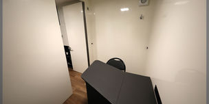 Confidential space inside the mobile office