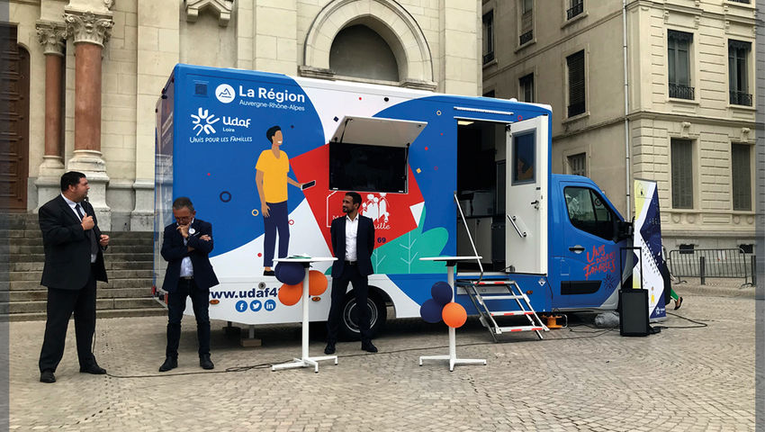 Mobile office to answer families' questions
