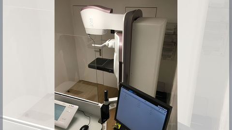 Mobile mammography room for breast cancer screening