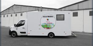 Centre de vaccination mobile pratique et maniable avec un permis B
