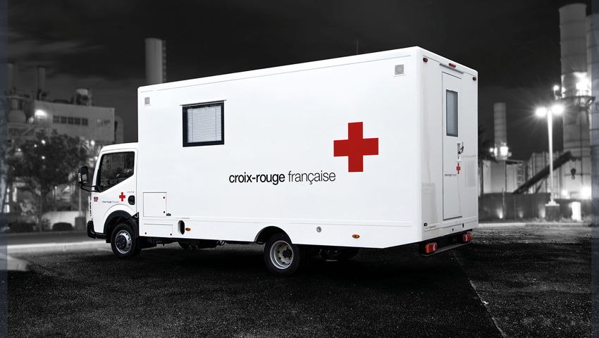 Centre médical mobile avec secrétariat et consultations dont prélèvements médicaux et gynécologiques
