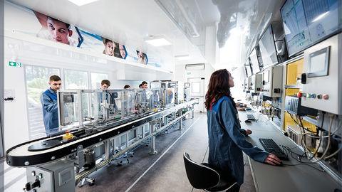 Centre mobile de formation à la découverte des métiers de l’industrie