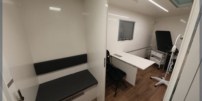 Mobile medical practice with a waiting room for patients