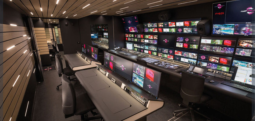 video-production-room-control-vehicle-ba