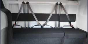 Découvrez la banquette relevable sur coffre Brevet Carrosserie