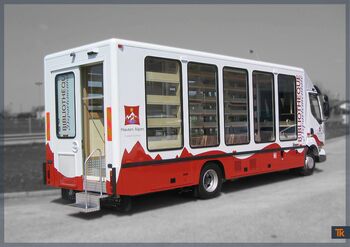 Un bibliobus pour aller au devant des populations et apporter la culture