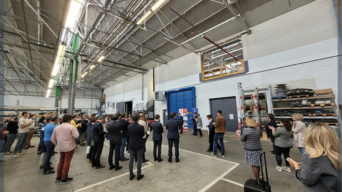 L'inauguration s'est clôturée par les discours de Toutenkamion Group, d'Euro-Shelter, de la région Bretagne et de Rennes Métropole