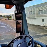 Un moniteur côté chauffeur assurant une vision nette et contrastée