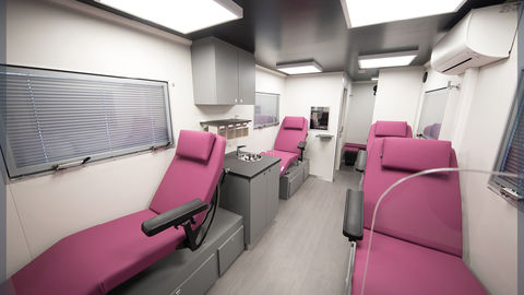 4-bed mobile blood donation unit