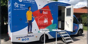 Bureau itinérant pour aller à la rencontre des habitants