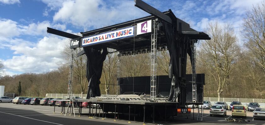 30ème anniversaire du Podium Ricard Live Music fabriqué par Toutenkamion en 1987