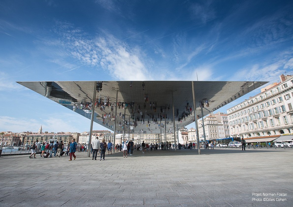 Ombrière miroir géante sur le Vieux-Port de Marseille - Projet Norman Foster ©Gilles Cohen